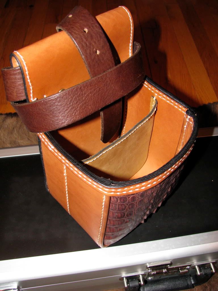 My new Weaver Leathercraft shooting pouch Shotgun Forum