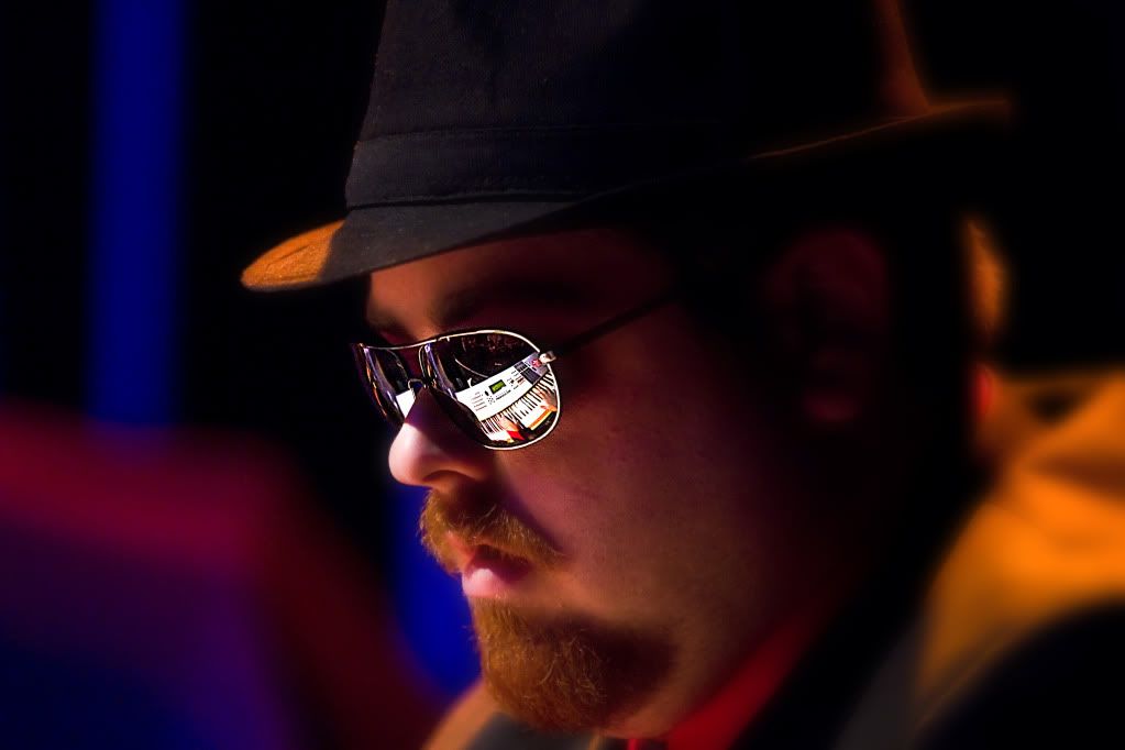 IMAGE: http://i252.photobucket.com/albums/hh2/Coppatop85/AudioMcSwagger1c.jpg