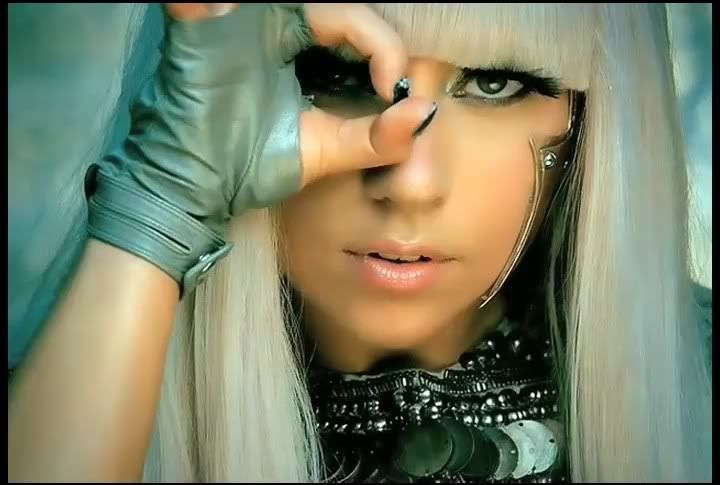 lady gaga poker face makeup. Lady Gaga looks different to
