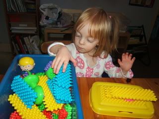 Tot school
