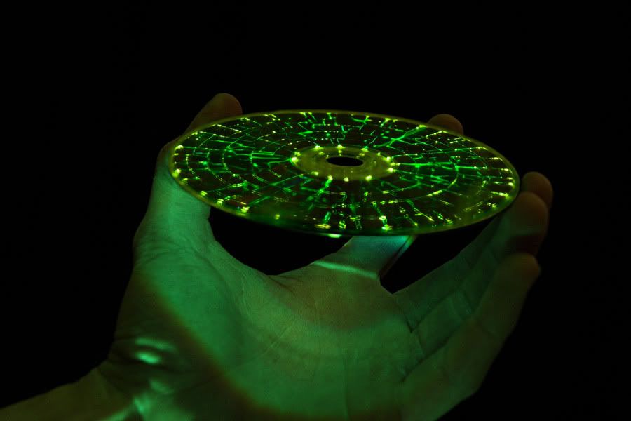 IMAGE: http://i252.photobucket.com/albums/hh26/Daniel2000/Abstrait/IMG_6405.jpg