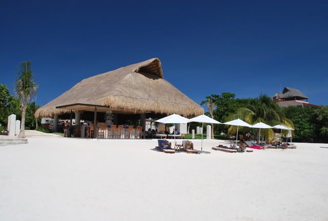 Isla Mujeres Travel Information