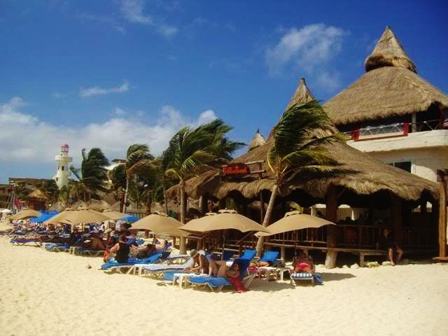 Blue Parrot Playa del Carmen beach club