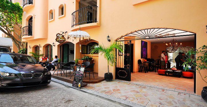 Acanto Boutique Hotel Reopens