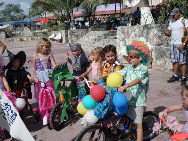 Bike Carnavale Playa del Carmen Bike Carnavale Playa del Carmen