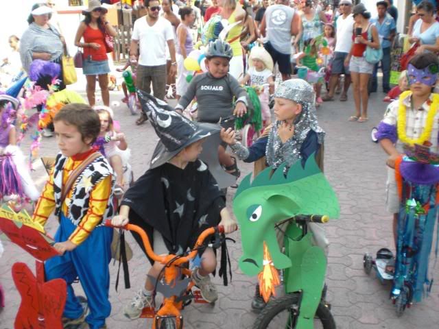 Bike Carnaval in Playa del Carmen Bike Carnaval in Playa del Carmen