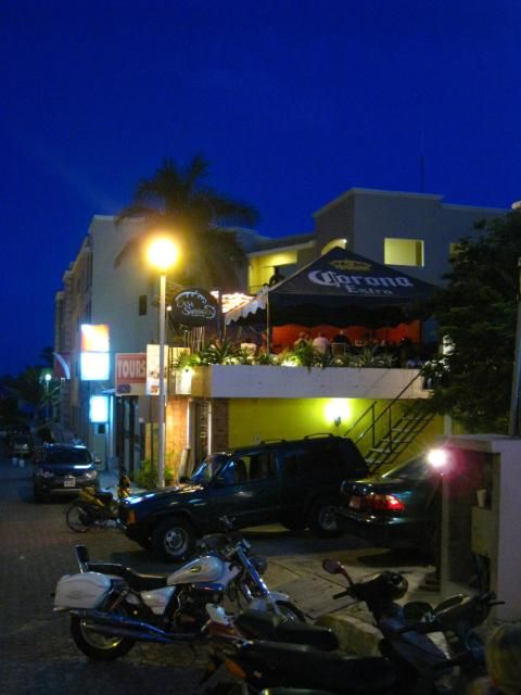 El Bar in Playa del Carmen