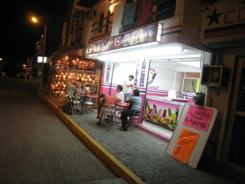 Nightlife in Playa del Carmen Nightlife in Playa del Carmen