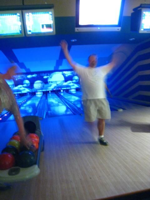 Suahi and Bowling in Cancun