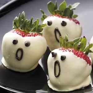 Strawberry Ghosts Halloween Recipe