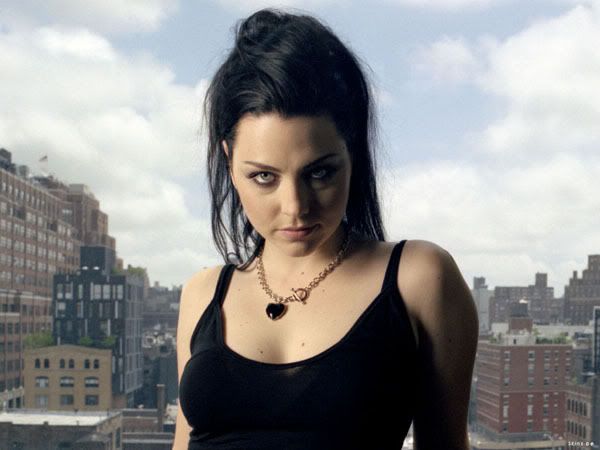 amy-lee-1024x768-26026-1.jpg