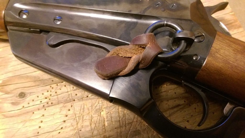 Saddle ring carbines How do you use the ring?