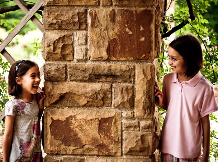 IMAGE: http://i252.photobucket.com/albums/hh29/aschen_engel3/The%20Belew%20Shoot/IMG_1299-1-1.jpg