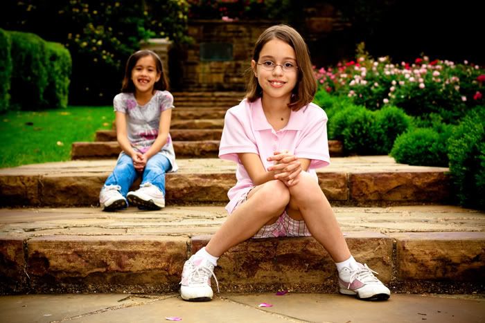 IMAGE: http://i252.photobucket.com/albums/hh29/aschen_engel3/The%20Belew%20Shoot/IMG_1459-1.jpg