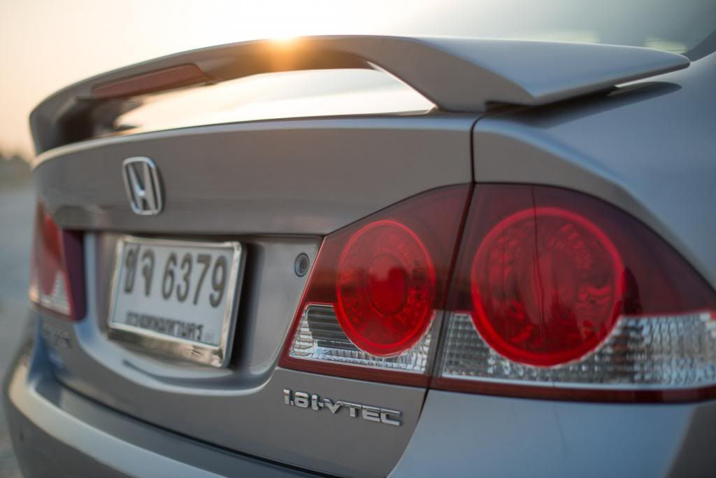 ----->ขาย Honda Civic 1.8E AT(AS)VTEC สีเทา ปี 2007 ลดราคาแล้วว!!<-----