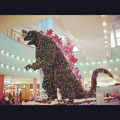 photo godzilla_zpsfe103372.jpg